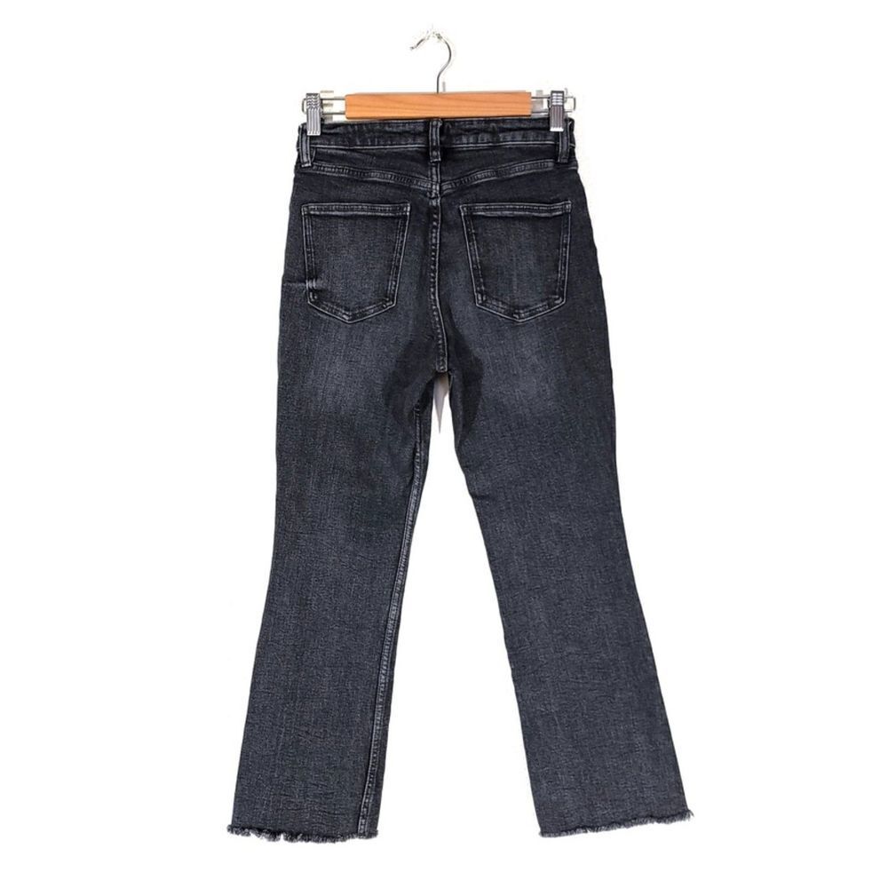 ZARA 90s Raw Hem High Rise Cropped Kick Flare Jeans Washed Black Denim 2 y2k - Picture 5 of 8